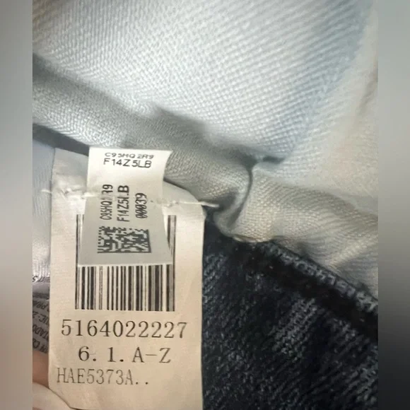 American Eagle Slim Straight-Leg Jeans Size: 32x32 - Picture 9 of 11